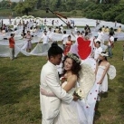 thumbs robes de mariage insolites 016 Des Robes de mariées insolites (38 photos)